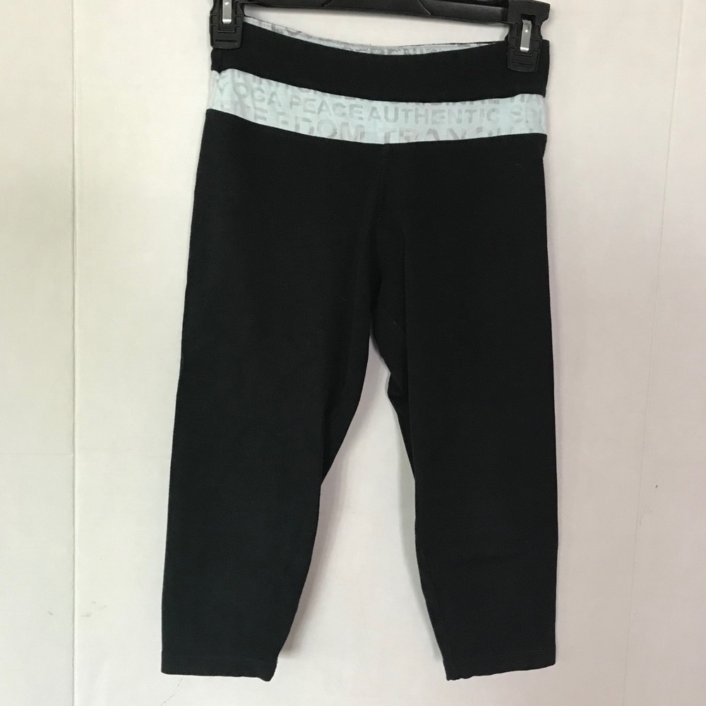 Earth Yoga , Girls small Yoga pants